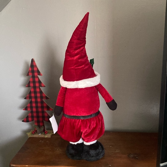 NWT- Beautiful Santa Greeter Gnome Decoration w/ Extendable Legs 27”-37” - Picture 10 of 17